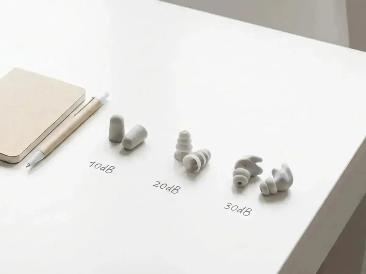耳栓の遮音レベルは何dBが正解？用途別にわかる選び方 - dBud日本公式サイト｜ディーバッド ジャパン